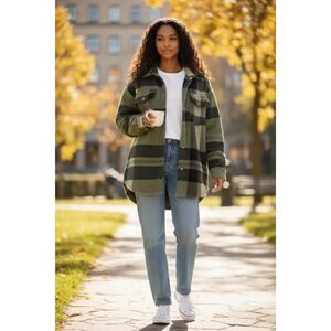 Womens Plaid Sherpa Shacket Jacket Green Black Long Sleeve Button Up Outerwear